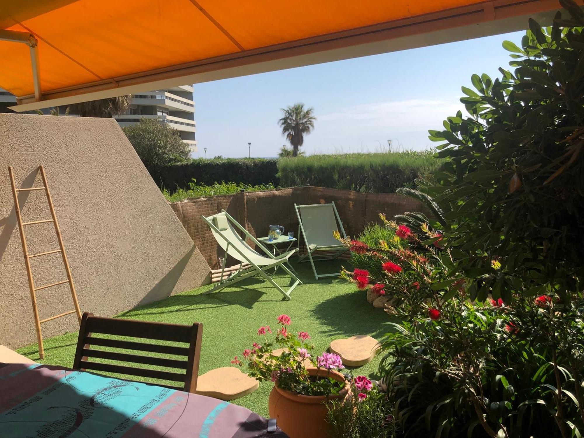 Le Jardin De La Plage - T2 - Terrasse Jardin 30M2 - Piscine - Clim- Wifi -Parking كانيه المظهر الخارجي الصورة